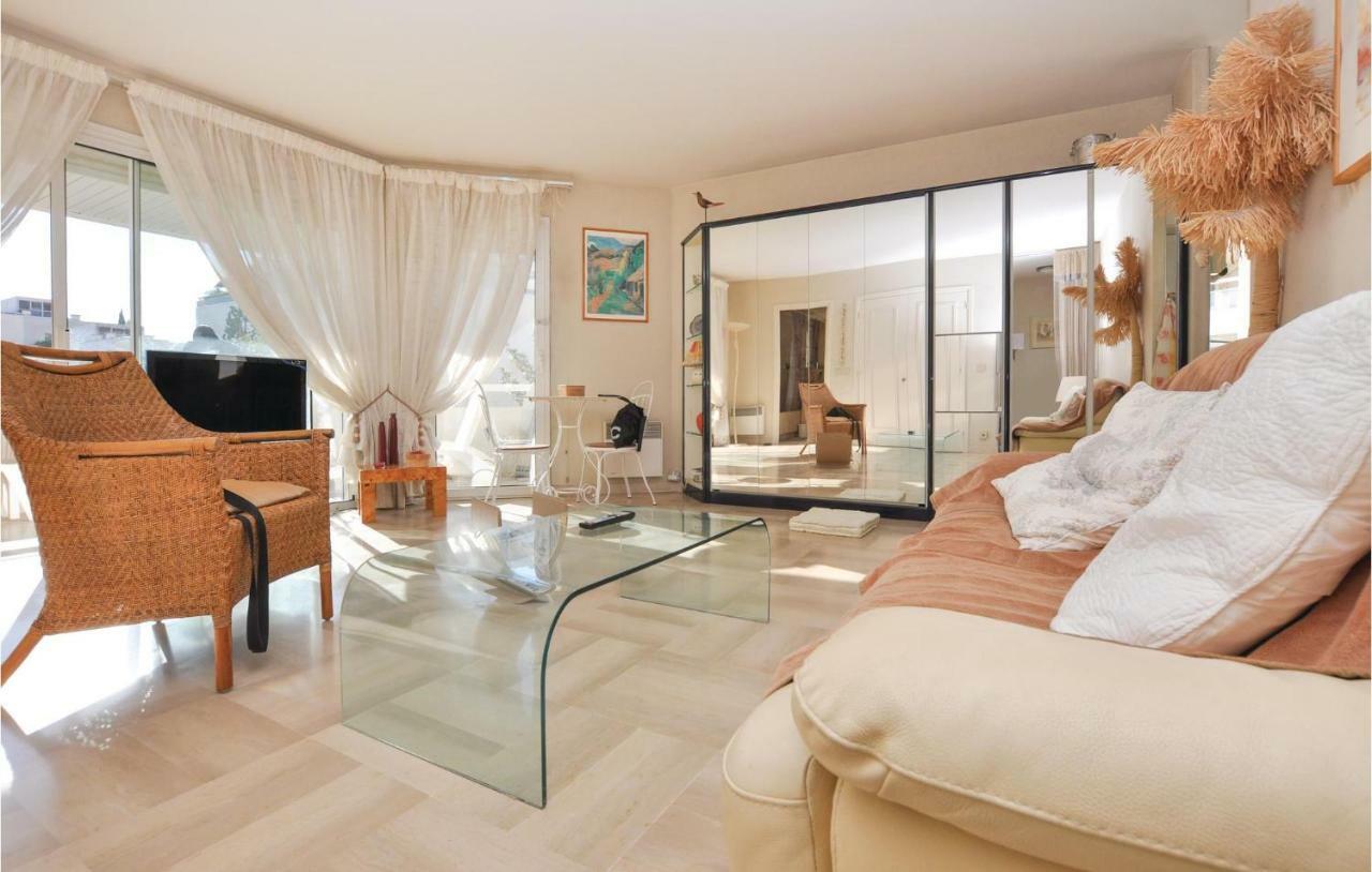 Awesome In With Kitchen Appartamento